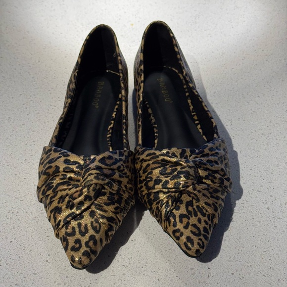 Leopard Print Women's Flats - Picture 2 of 5